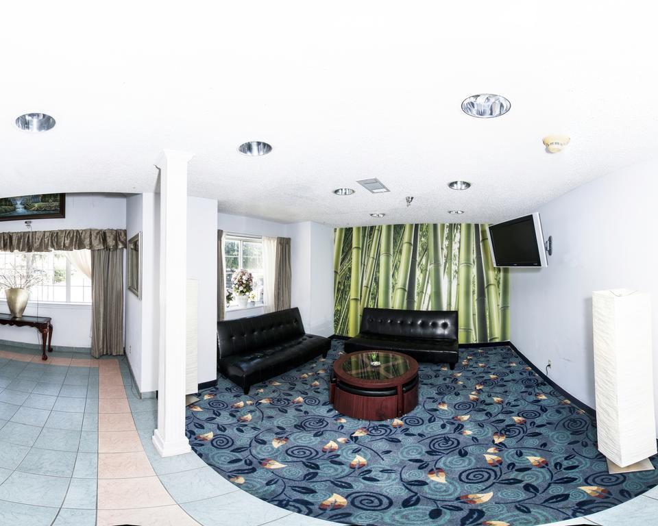 Rodeway Inn & Suites Lewisville I-35 Exteriör bild